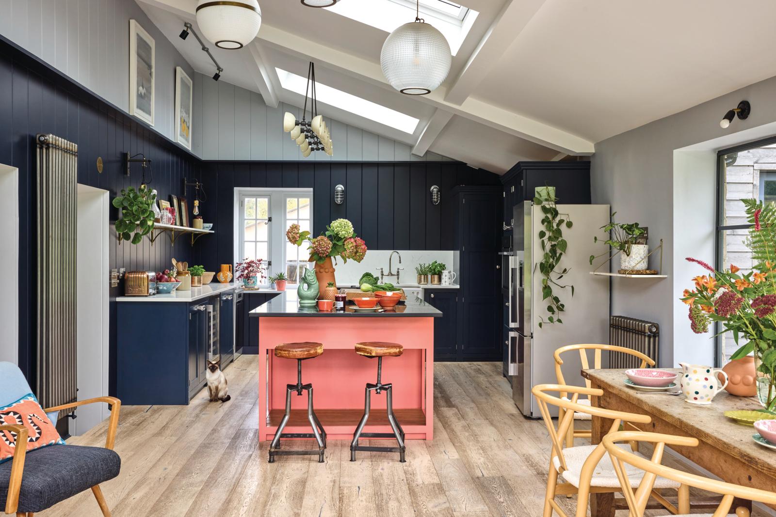 Somerset farmhouse kitchen island