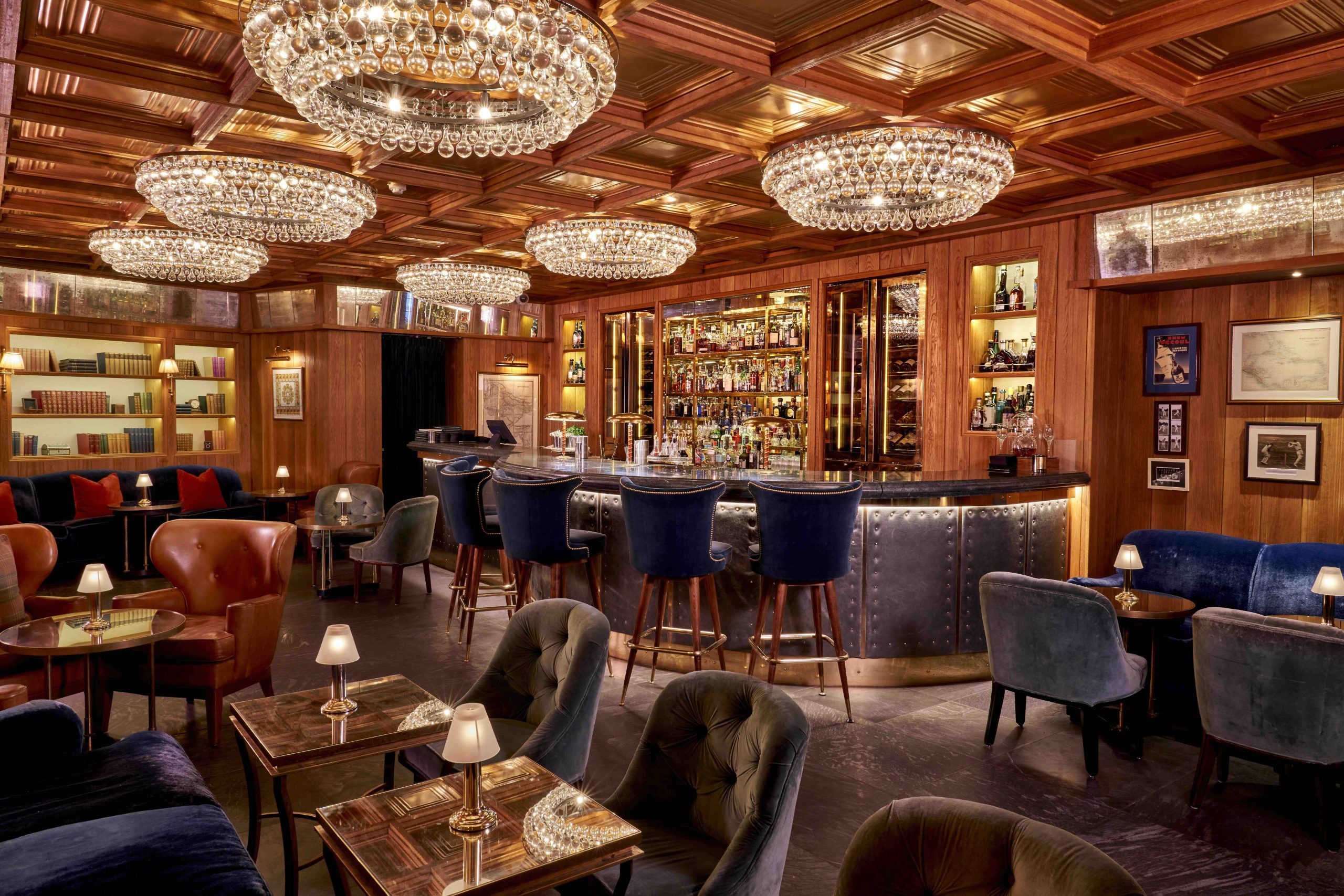 Grand dining room with large chandeliers